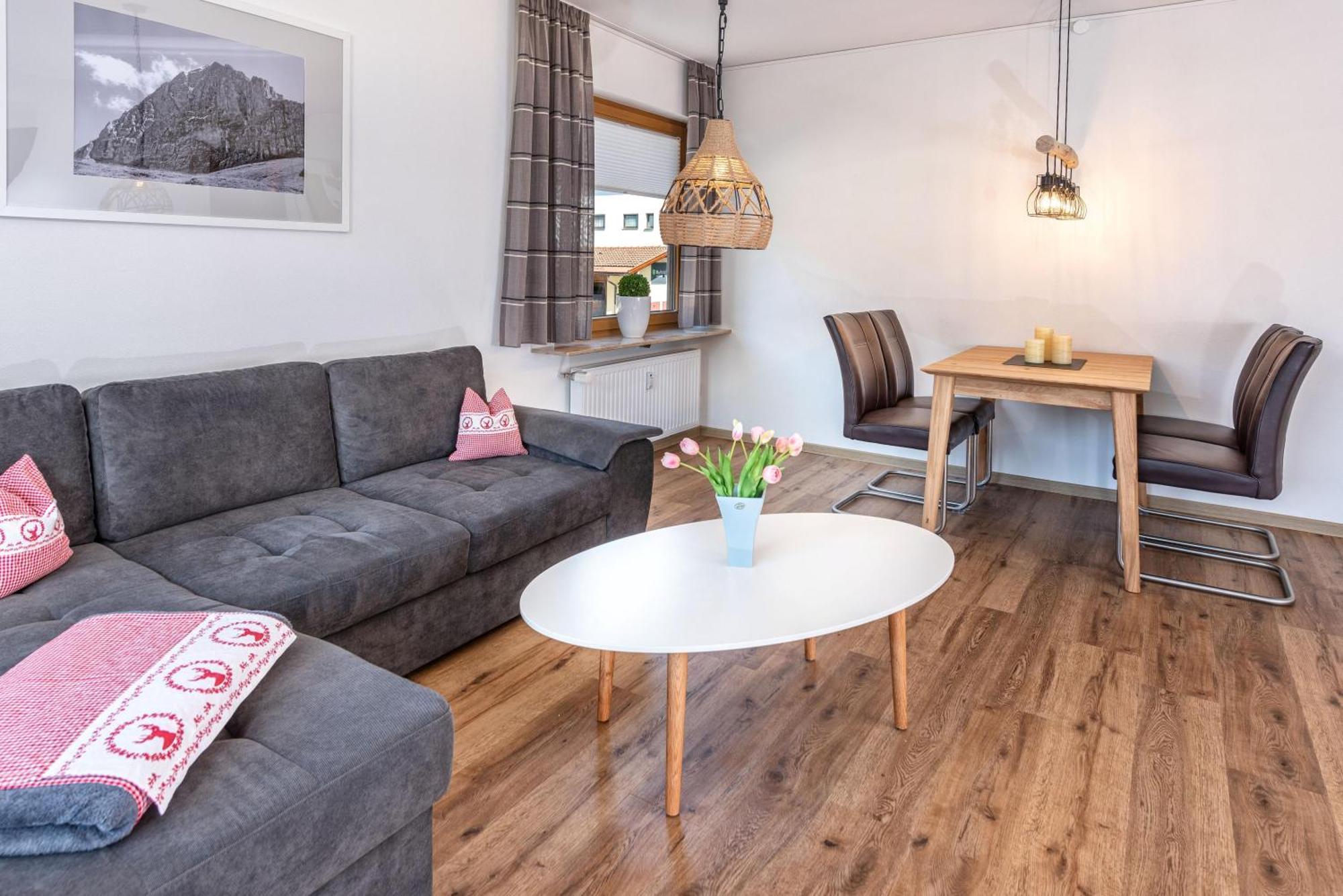 Staufenhirsch Apartment Oberstaufen Εξωτερικό φωτογραφία